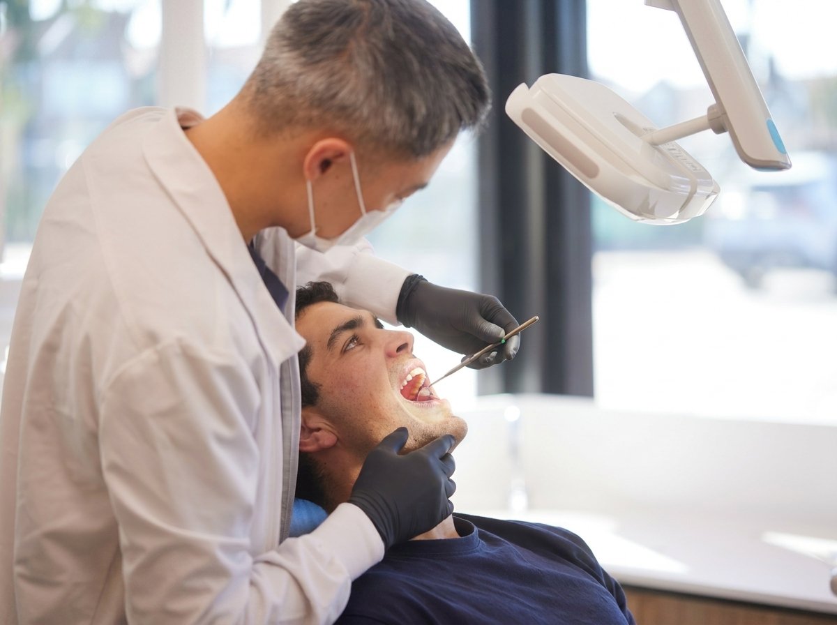 Emergency tooth extraction at My Emergency Dentist Perth